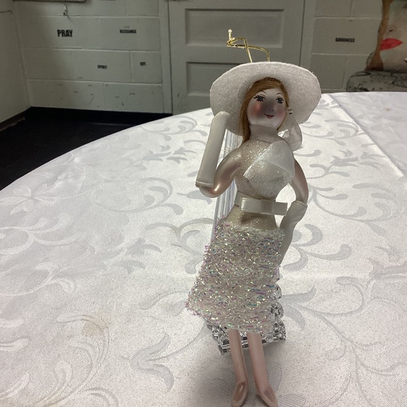 DOLLS OF ELEGANCE. ORNAMENT. DRESSY LADY - Picture 1 of 10
